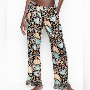 Victoria’s Secret Satin Black Floral Pattern Flounce Pajama Pants Size M
